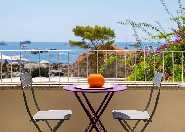 Dolce Vita Beach House Stunning Views By The Sea